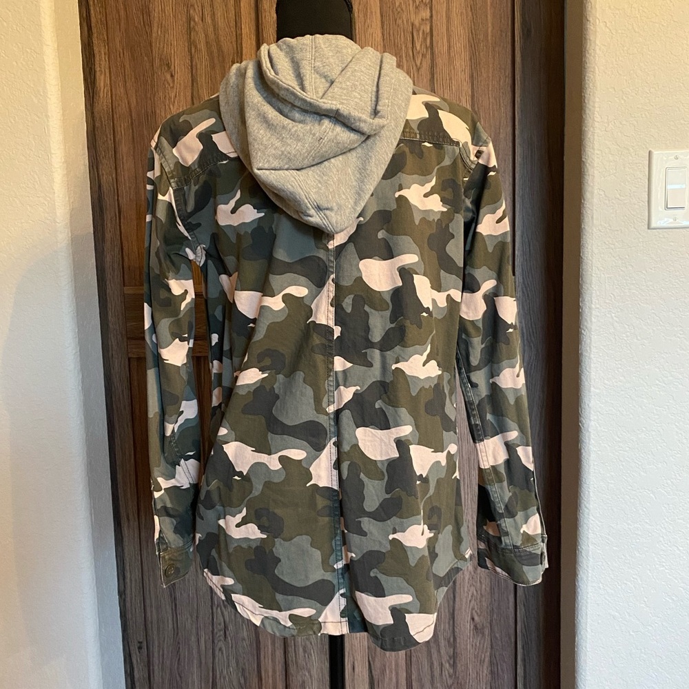 H&M CAMO JACKET HOODIE - Picture 7 of 12